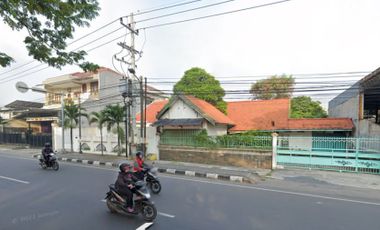 Rumah Raya Ir Soekarno MERR Komersial Strategis Surabaya Timur