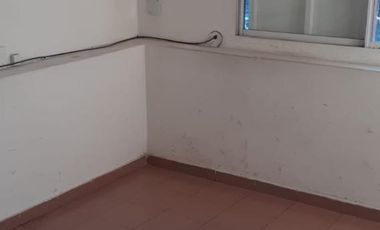 SE ALQUILAN TRES OFICINAS PARA USO COMERCIAL Y/O PROFESIONAL