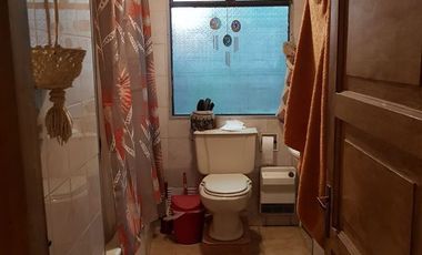 Casa venta 5D y 4B. San Miguel con patente comercial.