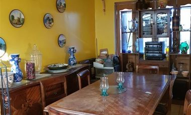 Casa venta 5D y 4B. San Miguel con patente comercial.