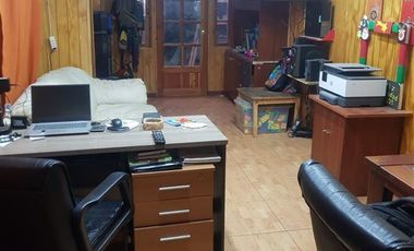 Casa venta 5D y 4B. San Miguel con patente comercial.