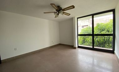 Casa En Venta En Chapultepec Norte – Excelente Ubicación En Esquina Amplia casa en venta en una de las zonas más céntricas y cotizadas de Morelia