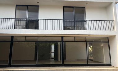 Casa En Venta En Chapultepec Norte – Excelente Ubicación En Esquina Amplia casa en venta en una de las zonas más céntricas y cotizadas de Morelia