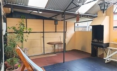 Casa en venta, 3 dorm, 1 baño, totalmente solida, San Javier