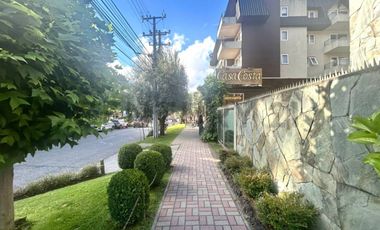 SE ARRIENDA DEPARTAMENTO EN EL CENTRO DE PUCON 3D,2B Y 1 ESTACIONAMIENTO