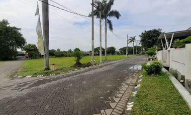 Rumah 1 Lt luas 120 m di menganti, posisi perumahan depan jalan raya besar, elite & aman