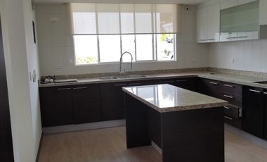 Venta de casa Sector Valle de los Chillos la Armenia 2 Veracruz II 250 M2