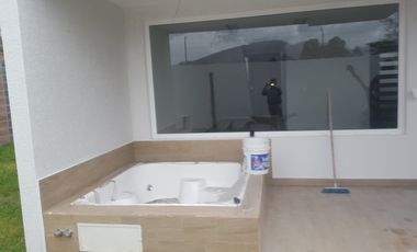 Venta de casa Sector Valle de los Chillos la Armenia 2 Veracruz II 250 M2