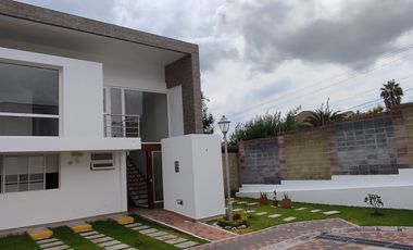 Venta de casa Sector Valle de los Chillos la Armenia 2 Veracruz II 250 M2