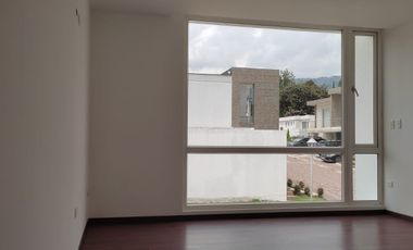 Venta de casa Sector Valle de los Chillos la Armenia 2 Veracruz II 250 M2