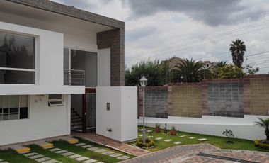 Venta de casa Sector Valle de los Chillos la Armenia 2 Veracruz II 250 M2