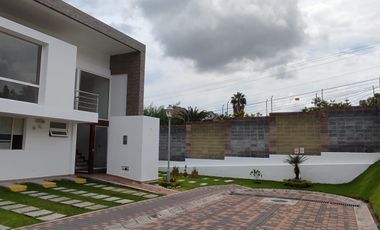 Venta de casa Sector Valle de los Chillos la Armenia 2 Veracruz II 250 M2