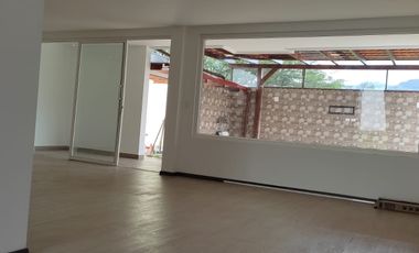 Venta de casa Sector Valle de los Chillos la Armenia 2 Veracruz II 250 M2