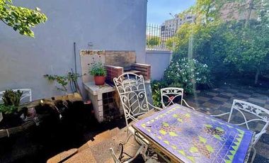 Casa sólida, 5 dorm. estar, 4 baños, terraza, patio, estac.