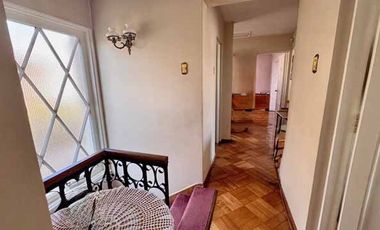 Casa sólida, 5 dorm. estar, 4 baños, terraza, patio, estac.