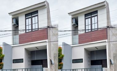 MODERN Minimalis Rumah Baru Wonorejo