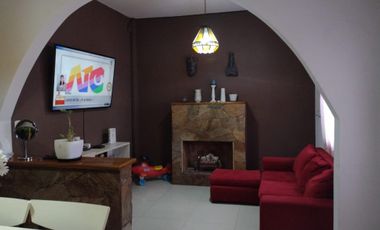 Vendo casa en dos plantas en Libertad Merlo. precio total: U$S 85.000 ¡¡¡OPORTUNIDAD