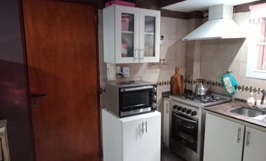 Vendo casa en dos plantas en Libertad Merlo. precio total: U$S 85.000 ¡¡¡OPORTUNIDAD