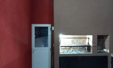 Vendo casa en dos plantas en Libertad Merlo. precio total: U$S 85.000 ¡¡¡OPORTUNIDAD
