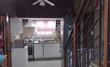 Vendo casa en dos plantas en Libertad Merlo. precio total: U$S 85.000 ¡¡¡OPORTUNIDAD