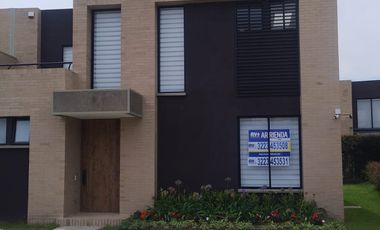 casa en arriendo en chía. Cod A7197501