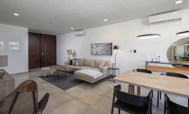 Casa al norte de la ciudad en Privada residencial, 3 habitaciones, Cholul