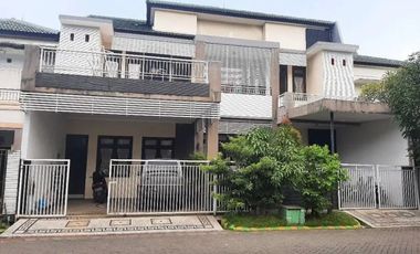 Rumah Mewah di Perumahan Garden Dian Regency Sidoarjo