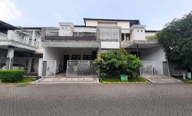 Rumah Mewah di Perumahan Garden Dian Regency Sidoarjo