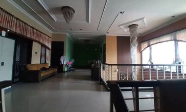 Rumah Mewah di Perumahan Garden Dian Regency Sidoarjo