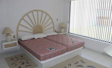 Casa en Venta en Tequesquitengo, Jojutla, Morelos