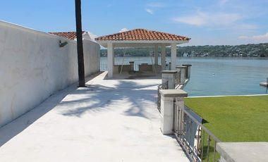Casa en Venta en Tequesquitengo, Jojutla, Morelos