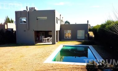 CASA VENTA CANNING BARRIO DON JOAQUIN