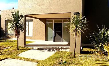 CASA VENTA CANNING BARRIO DON JOAQUIN