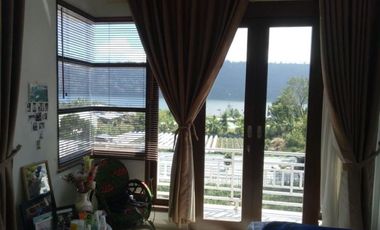 RUMAH SECOND 5 KAMAR TIDUR LUAS VIEW DANAU BUYAN BALI