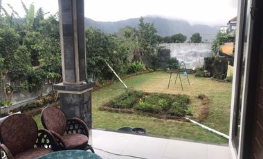 RUMAH SECOND 5 KAMAR TIDUR LUAS VIEW DANAU BUYAN BALI