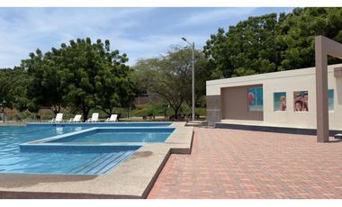 TERRENO EN URBANIZACIÓN ALTOS DE MANTA BEACH, SUR DE MANTA