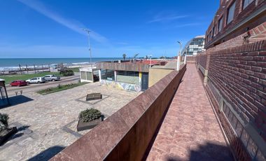 Excelente Triplex Con Vista Al Mar