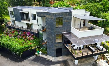 casa en venta en caldas. Cod V11937