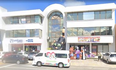 Oficinas sobre Blvd. Ruíz Cortines desde 49 m². Muy buena ubicación