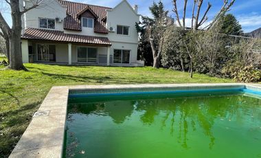 ALQUILER DE CASA EN EL ROCÍO- CANNING