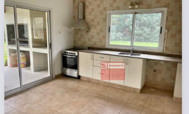 ALQUILER DE CASA EN EL ROCÍO- CANNING