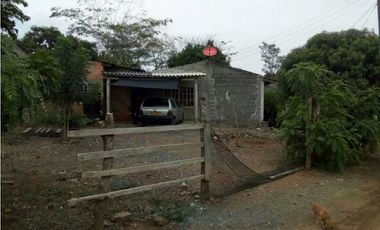Venta de lote campestre + mejora en el km 12 vía planeta rica, Monterí