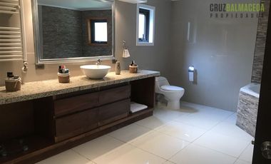 Casa en Venta en Colonia El Gato, cercano a Monte Verde