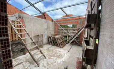 Casa a terminar en Barrio Las Lomas