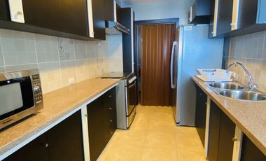 Exclusivo Penthouse de Primera Full Amoblado de 3 Dormitorios en el Malecón de Salinas con Garaje