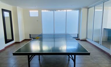 Exclusivo Penthouse de Primera Full Amoblado de 3 Dormitorios en el Malecón de Salinas con Garaje