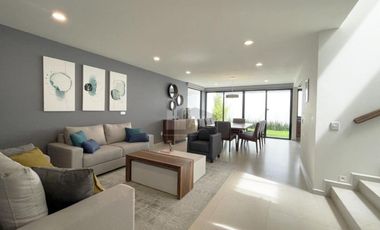 Moderna casa nueva en venta en Metepec con amenidad Externa.