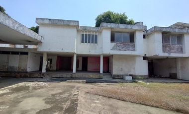 casalote en venta en quinta oriental. Cod V13756