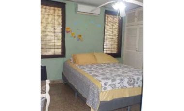 SE VENDE CASA EN LAS CUMBRES
