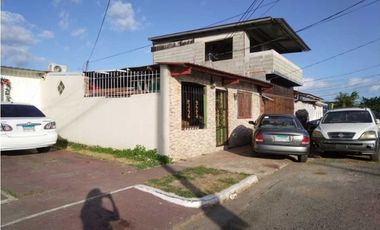 Se Vende Espectacular Casa en Urbanización Torremolinos<<Tocumen<<